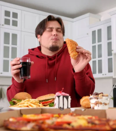 Persona cena pesado.