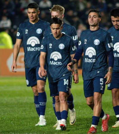 Independiente Rivadavia enfrenta a Central Córdoba por Copa Argentina.