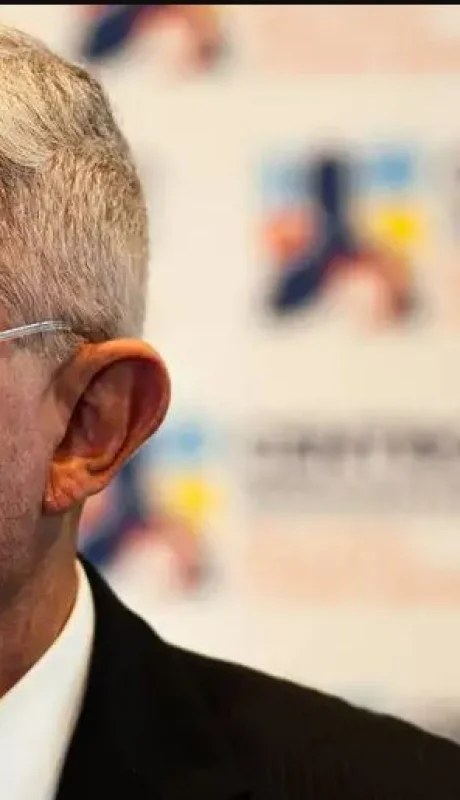 El exmandatario está complicado por testimonios que lo relacionan a matanzas selectivas.