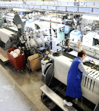 Grandes fábricas en riesgo