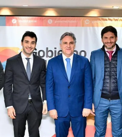 Vidal, Torres, Llaryora, Pullaro y Sadir conformaron un nuevo frente electoral para competir en octubre.