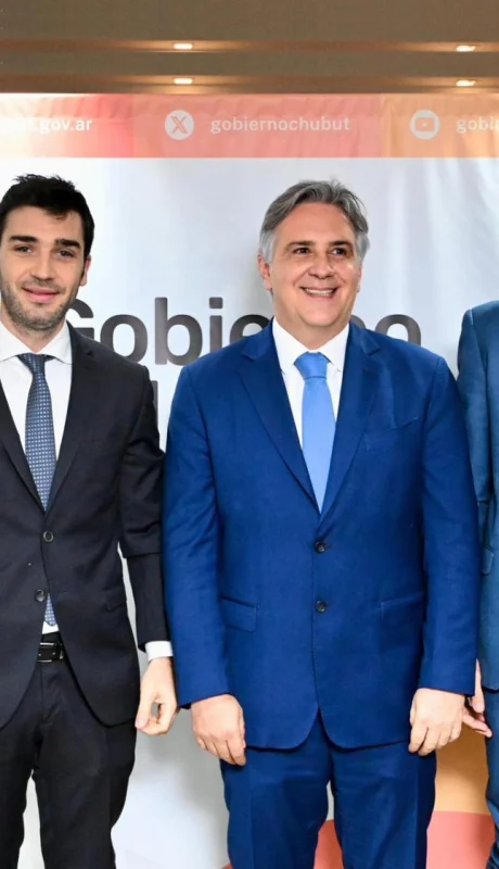 Vidal, Torres, Llaryora, Pullaro y Sadir