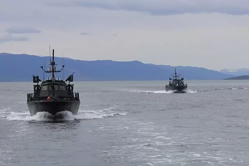 Maniobras de 2024 junto a unidades navales chilenas.