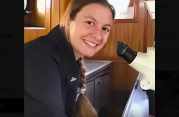 Nadia Coralina: la bióloga argentina que se volvió viral mostrando especies marinas