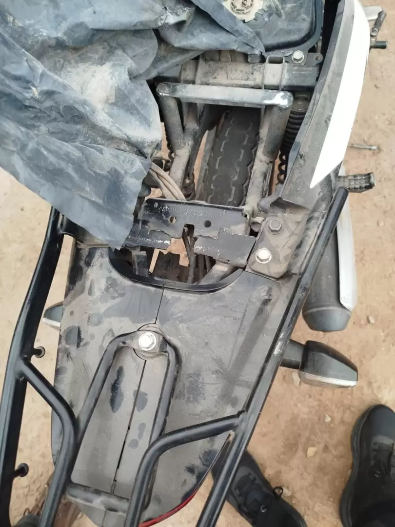 En la moto escondían droga/