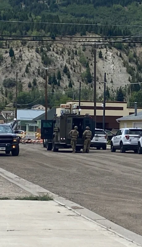 El tiroteo movilizó un amplio operativo de las fuerzas policiales de varios condados.