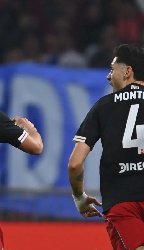 River goleó a San Martín de Tucumán y avanzó con autoridad a octavos