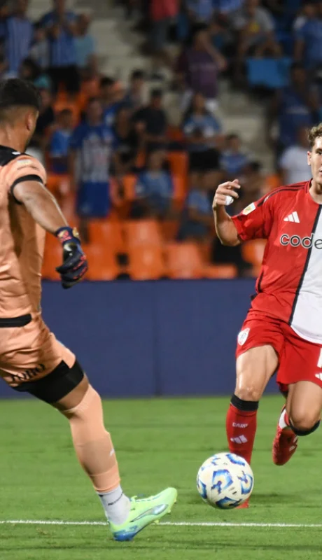 River jugaría ante Unión en Mendoza.