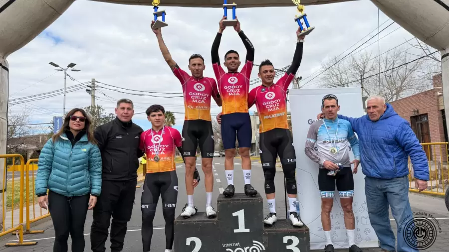 Godoy Cruz arrasó en la primera fecha del Ciclismo de ruta