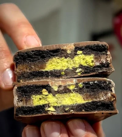 Entre Dos lanzó en agosto su nuevo alfajor premium de pistacho.