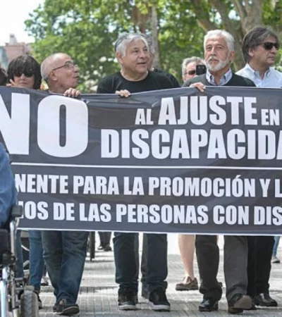 Defensa de los derechos de los discapacitados./