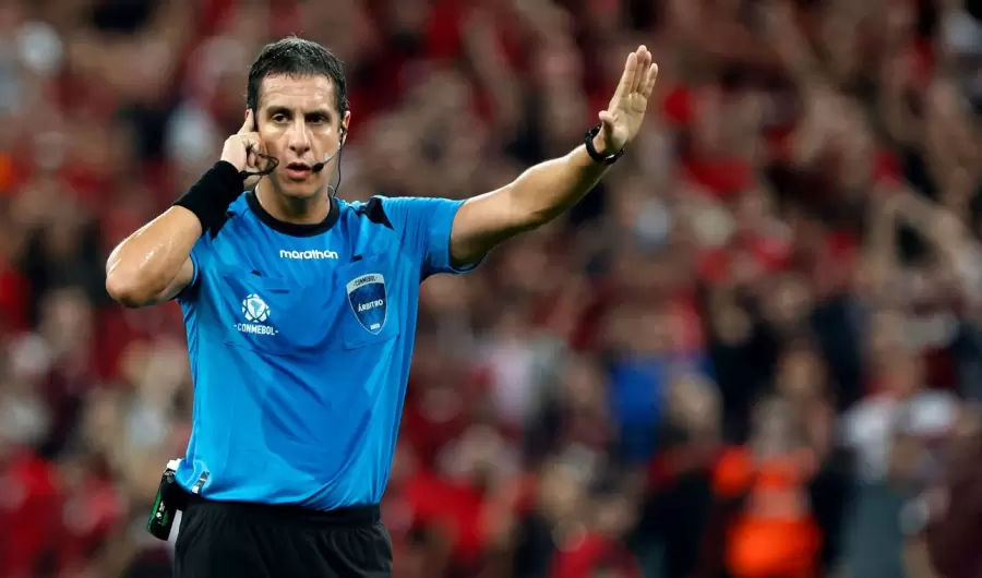 Pablo Echavarría dirigirá al Tomba ante Gimnasia La Plata.