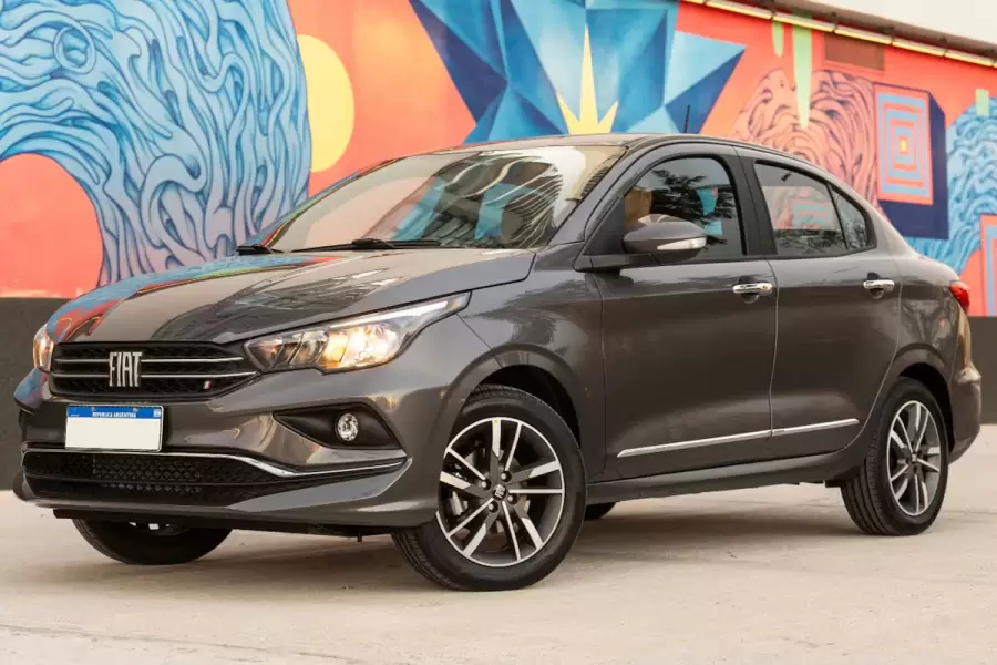 Un modelo básico del Cronos, el auto preferido de los argentinos.