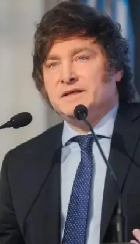 El mandatario sería recibido con todas las pompas por el empresariado peruano.