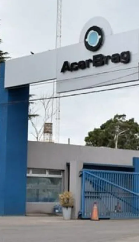 Frente de la planta de Acerbrag sobre la ruta nacional 5, en Bragado, en el interior de la provincia de Buenos Aires.