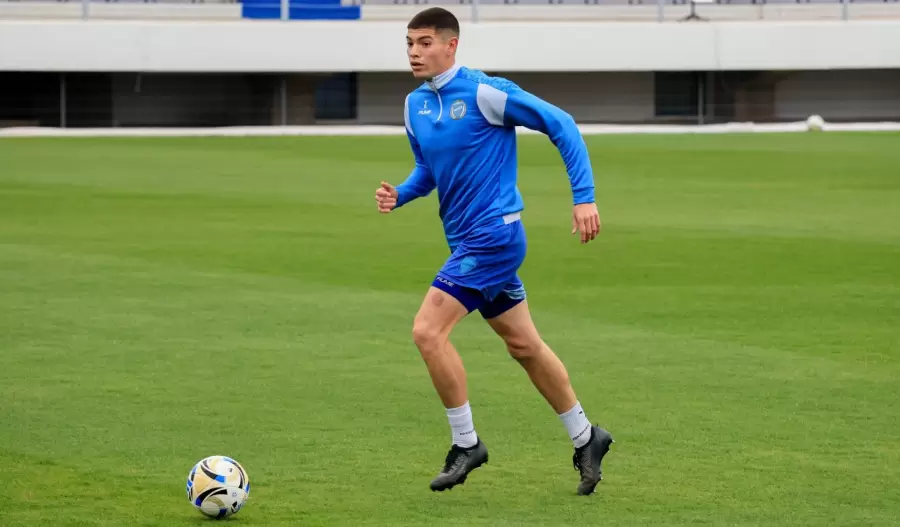 Leandro Quirós será titular.