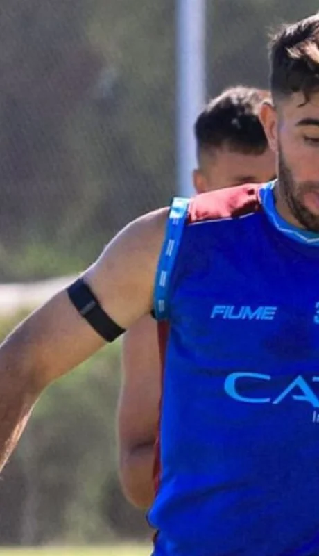 Auzmendi será titular en el Tomba.