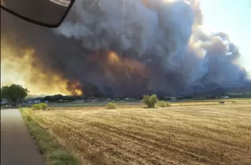 Francia arde con unos de los incendios más feroces de las últimas cinco décadas