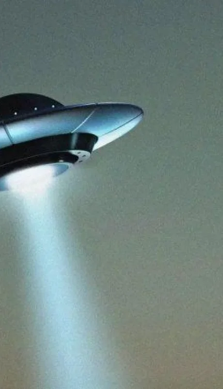 Científicos debaten si un objeto espacial tiene origen artificial.