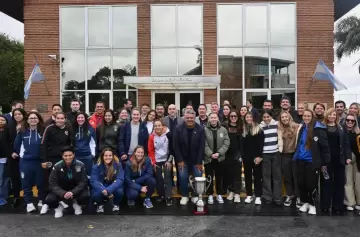 Las chicas salen a la cancha: La AFA presentó el nuevo torneo de fútbol femenino