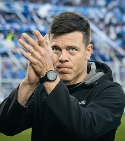 Esteban Solari deja Godoy Cruz tras la derrota ante Gimnasia.