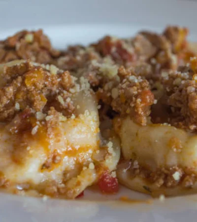 Plato de sorrentinos.