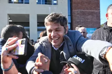 Kicillof volvió a prometer que "con Fuerza Patria vamos a frenar a Milei"
