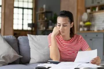 Vivir solo en Argentina, un lujo: 8 de cada 10 dicen que hoy es más difícil que antes