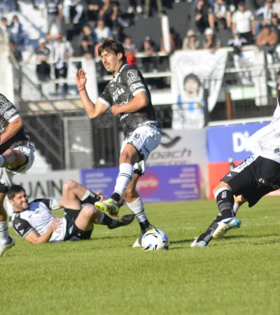 Gimnasia ganó en Chaco y sigue firme.