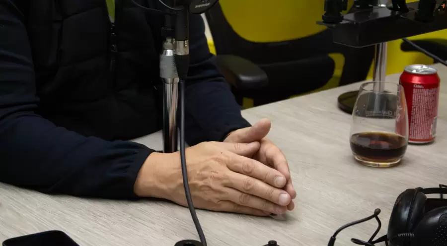 Andrés Peti Lombardi con Vitu en Elijo No Creer/ Fotos: Mariana Canessa