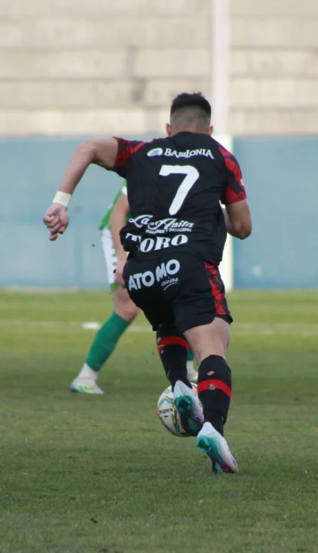 Huracán ganó en San Luis en el debut de la dupla.