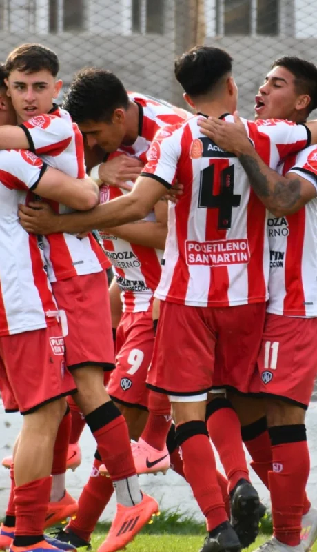 San Martín lo ganó en el final del partido.
