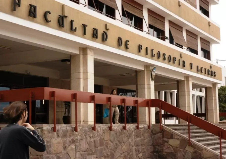 Facultad de Filosofía y Letras de la UNCuyo