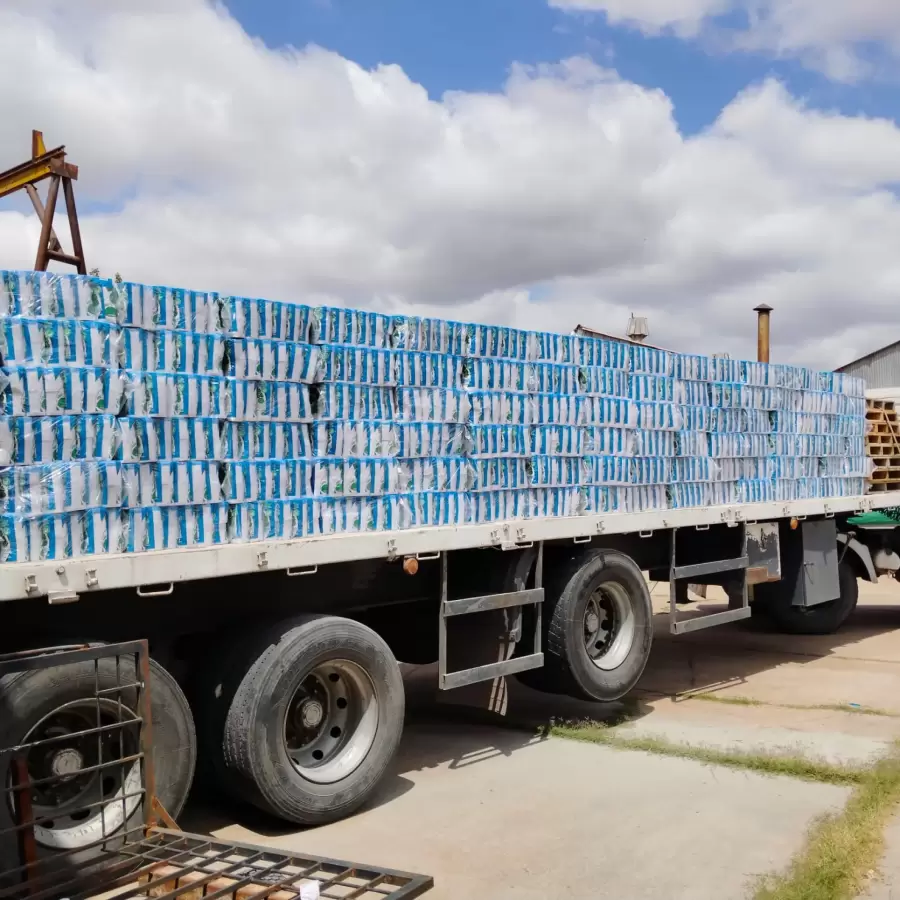 La cantidad de la mercadería sustraida hace dudar que sólo haya sido transportada en un solo vehiculo.