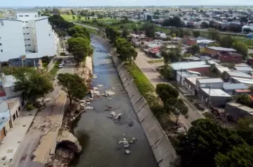 Bahía Blanca tardará entre 10 y 15 años en recuperarse de la inundación