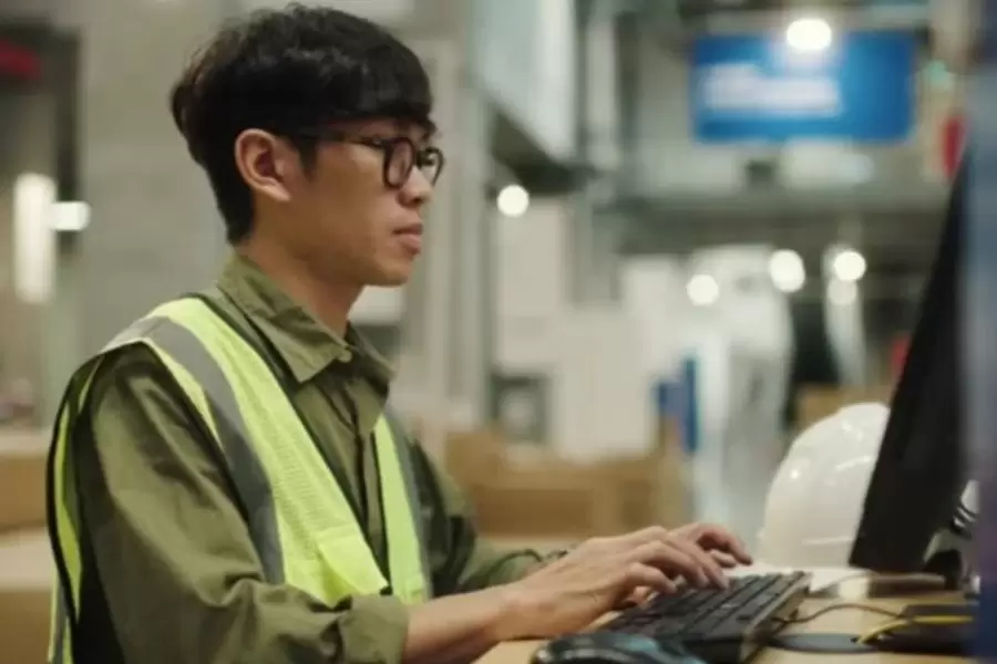 Simular que trabajás para conseguir trabajo