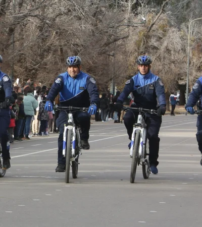 La policía en bicicleta detuvo a las mecheras del centro de Mendoza/