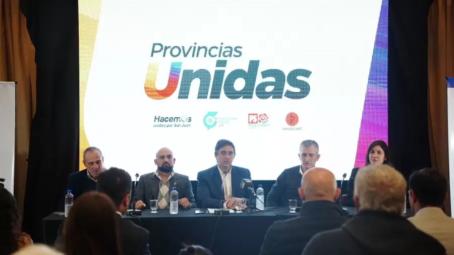 Provincias Unidas se conformó en el Interior