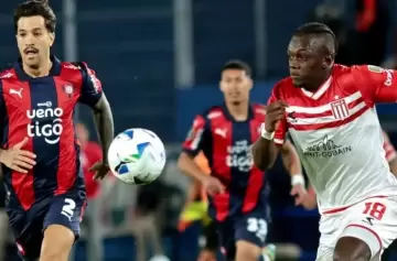 Estudiantes venció sobre la hora a Cerro Porteño y acaricia los cuartos de final