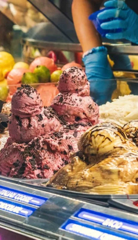 Deléitese Con Un Refrescante Helado De Chocolate Y Menta En El Café Gelato Del Bellagio Las Vegas