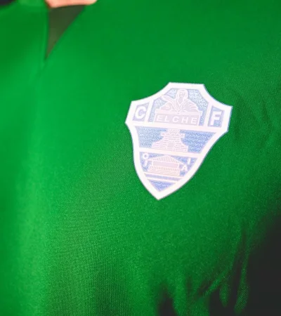 Elche presentó a Federico Redondo.