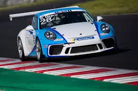 Un hombre de gustos sofisticados: Pablo Otero corriendo en la Porsche Supercup en Europa