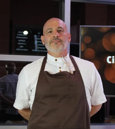 El reconocido chef Emiliano Sabino, jefe ejecutivo de Hilton Buenos Aires/ Fotos: Ismael García