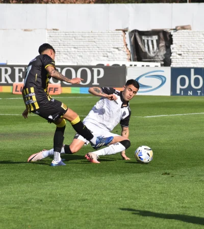 Gimnasia y Esgrima venció 2-1 a Almirante Brown y sigue firme en la cima de la Zona B