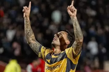 Leandro Paredes homenajeó a Maddoni en la goleada de Boca en Mendoza