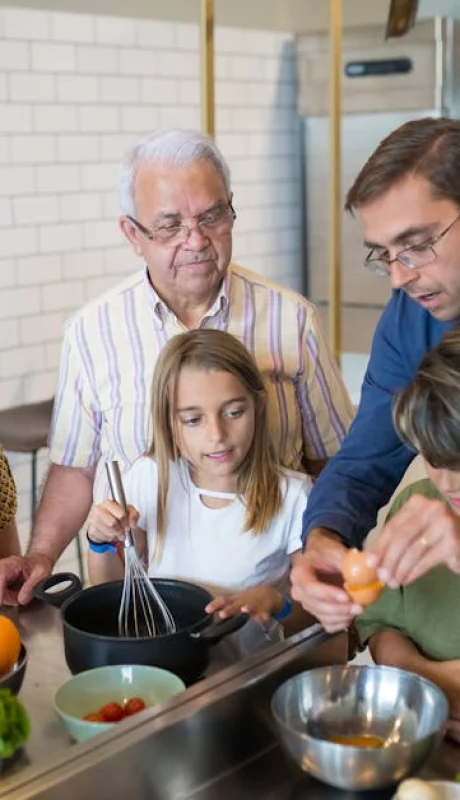 Los abuelos pueden construir vínculos y reparan historias familiares.
