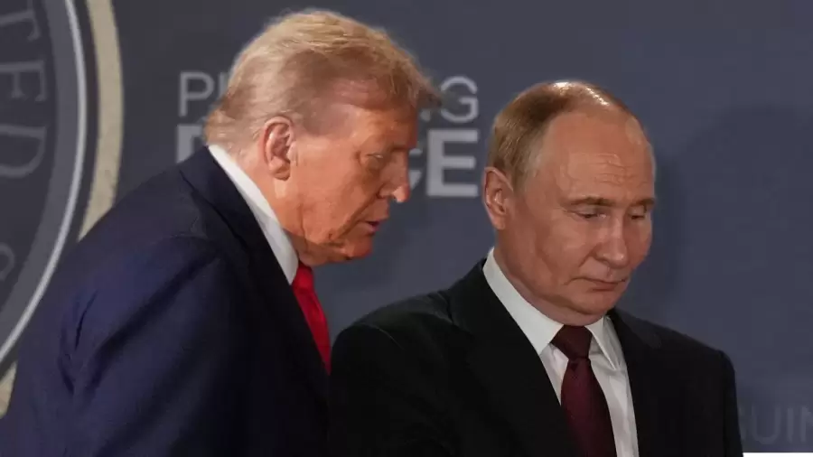 "Putin sigue teniendo relaciones con la mayoría de los países occidentales, con el fin de acercarse a Estados Unidos" (A. Simonoff)