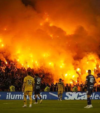 El recibimiento de los hinchas de Boca.