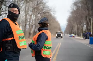 Fin de semana largo en Mendoza: hubo más de 880 multas y 45 coches retenidos