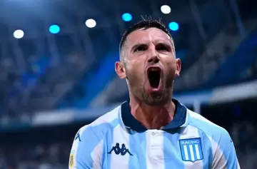 Racing vs. Peñarol: día, hora, TV y formaciones del partido decisivo